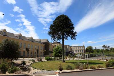 Car Touring Hotel